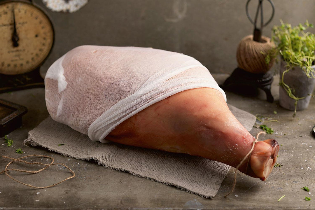 Bone in York Ham (Uncooked)