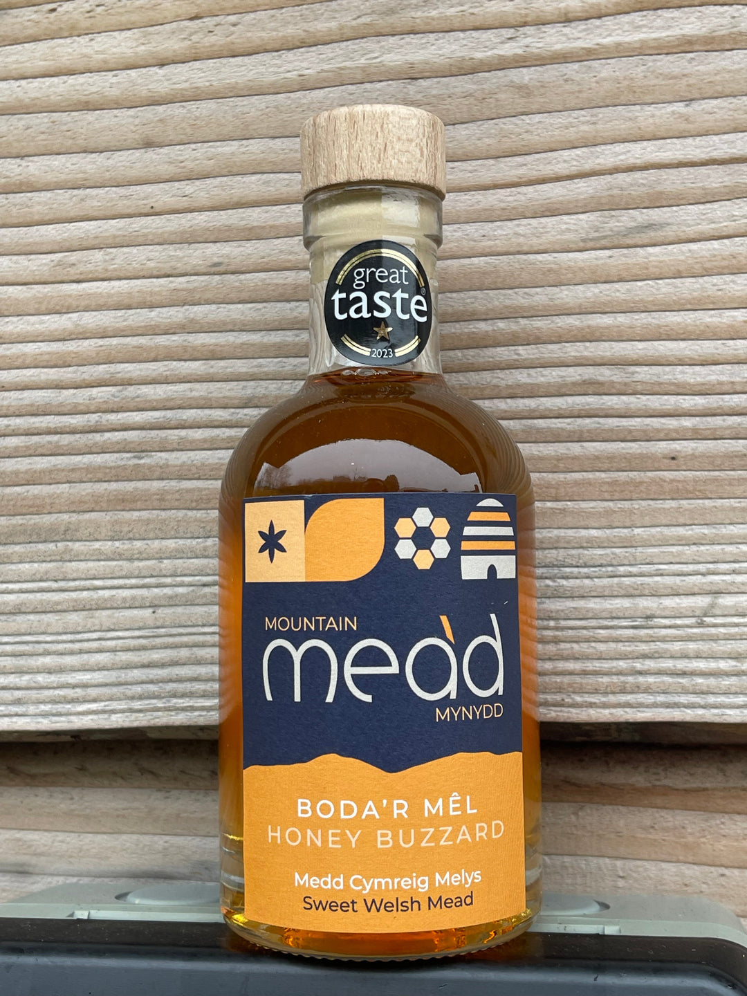 Honey Buzzard - Boda’r Mêl: Sweet Traditional Welsh Mead 200ml