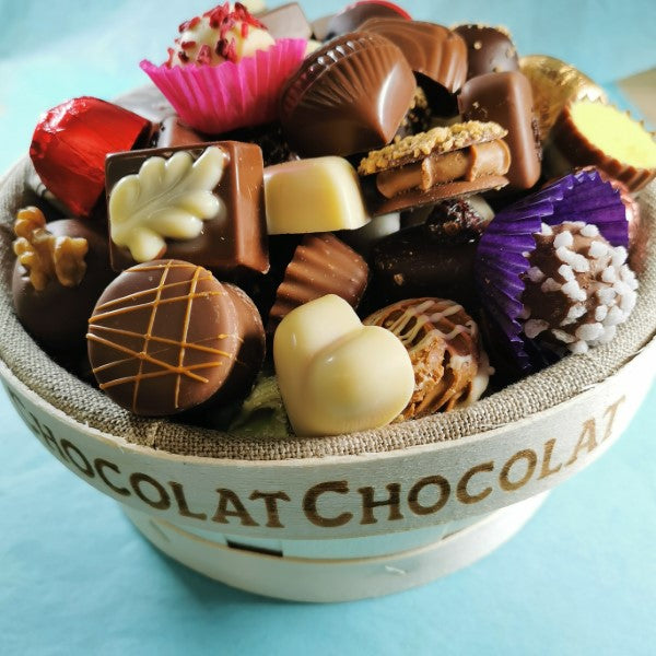 Chocolat Chocolat French Linen Gift Basket