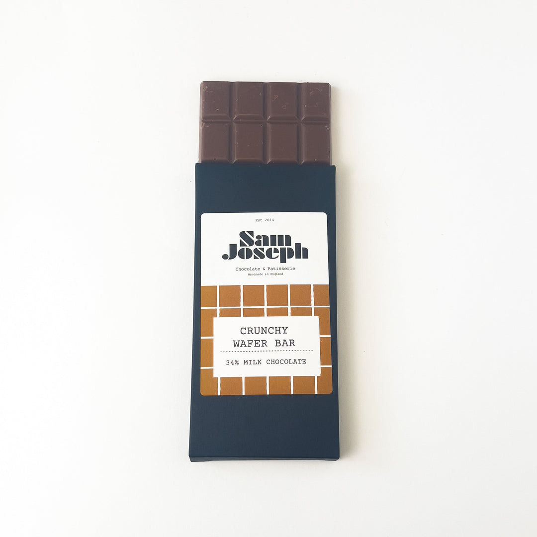 Crunchy milk chocolate bar