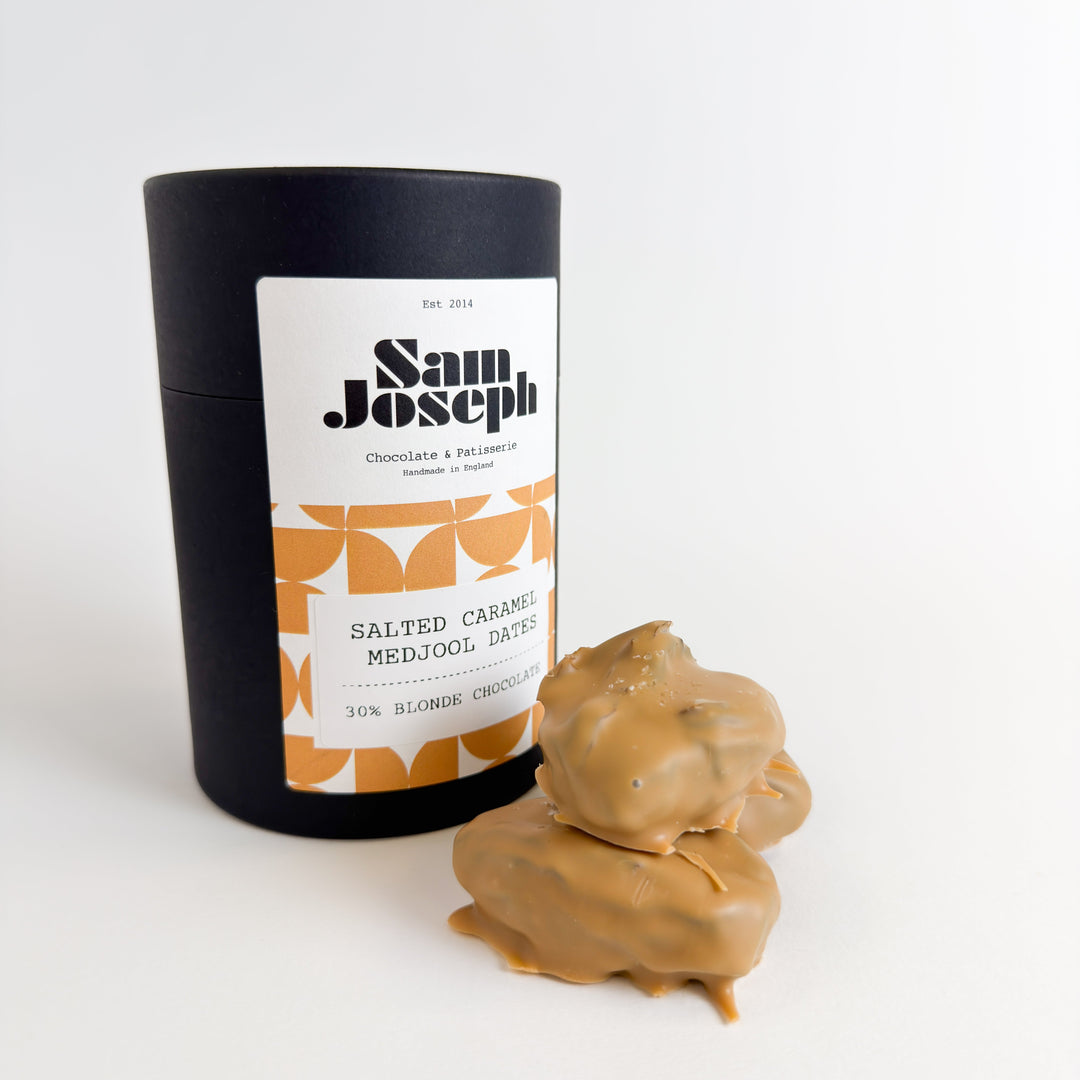 Salted caramel & blonde chocolate medjool dates