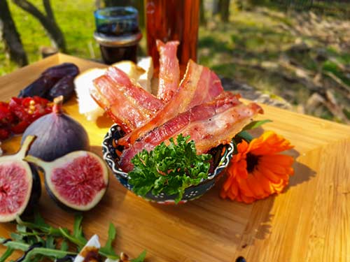 Smoked Rum & Molasses Bacon (100g)