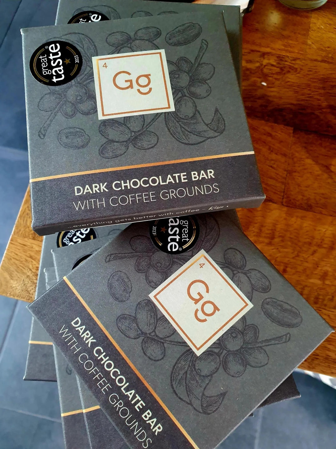 Welsh Vegan Dark Chocolate Bar with Coffee Grounds